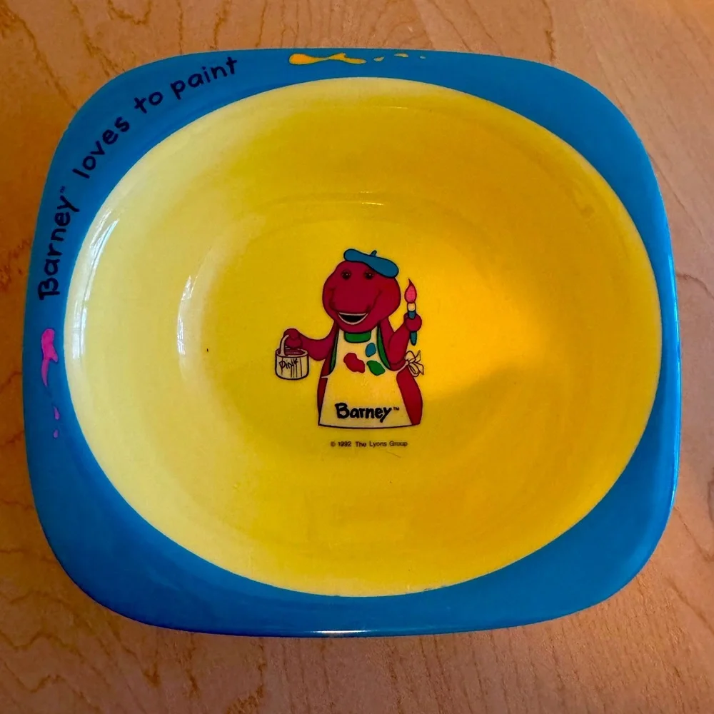 Vintage Barney Loves to Paint‎ Kids 6” Bowl by Selandia